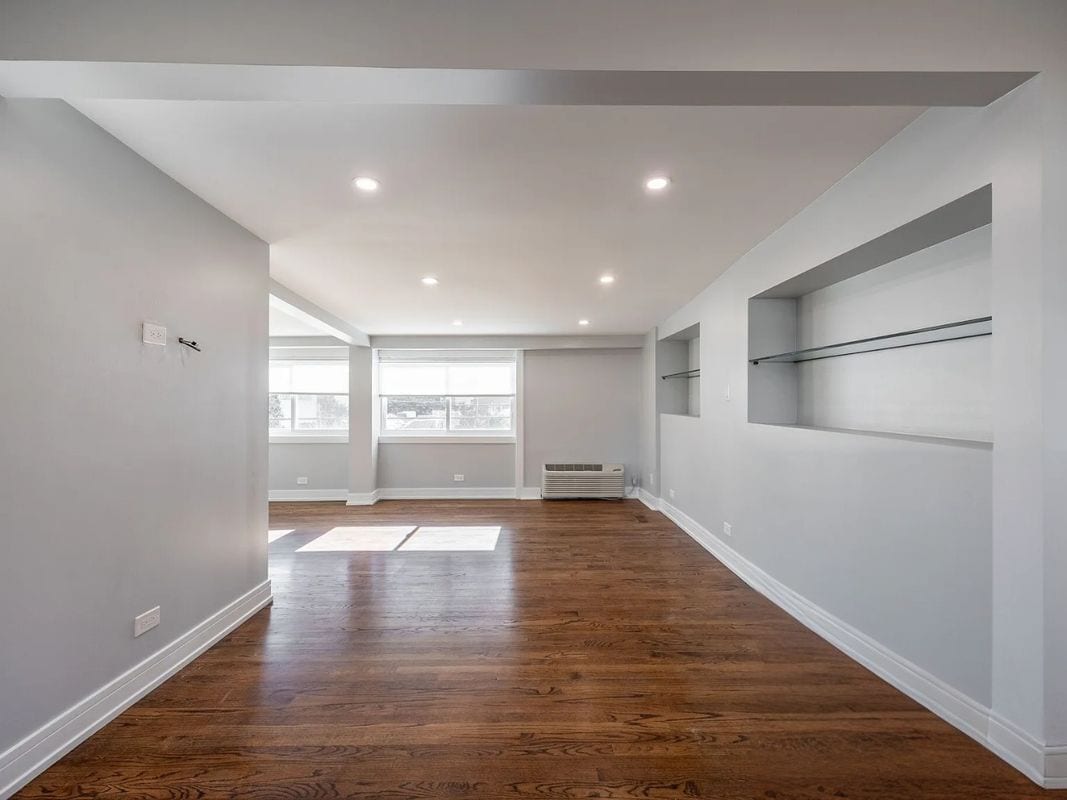 Building Photo - 7225 E Prairie Rd