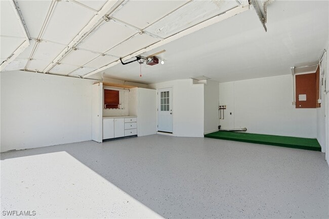 Building Photo - 30 Maui Cir