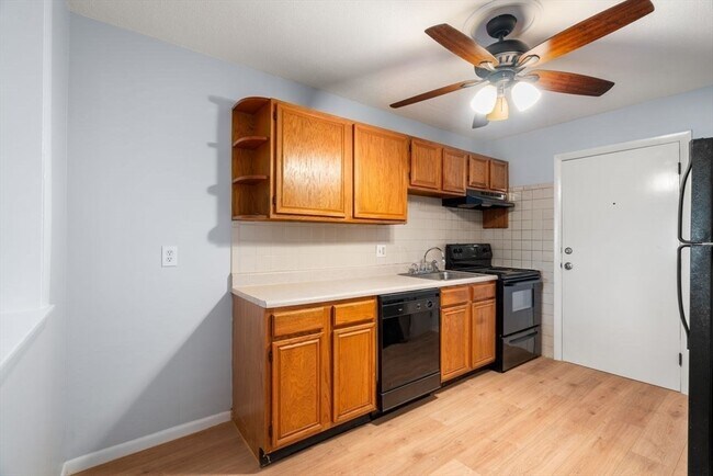 Building Photo - 22 Branchfield St