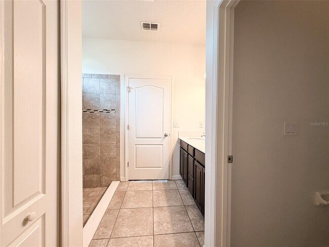 Building Photo - 908 Glazebrook Lp