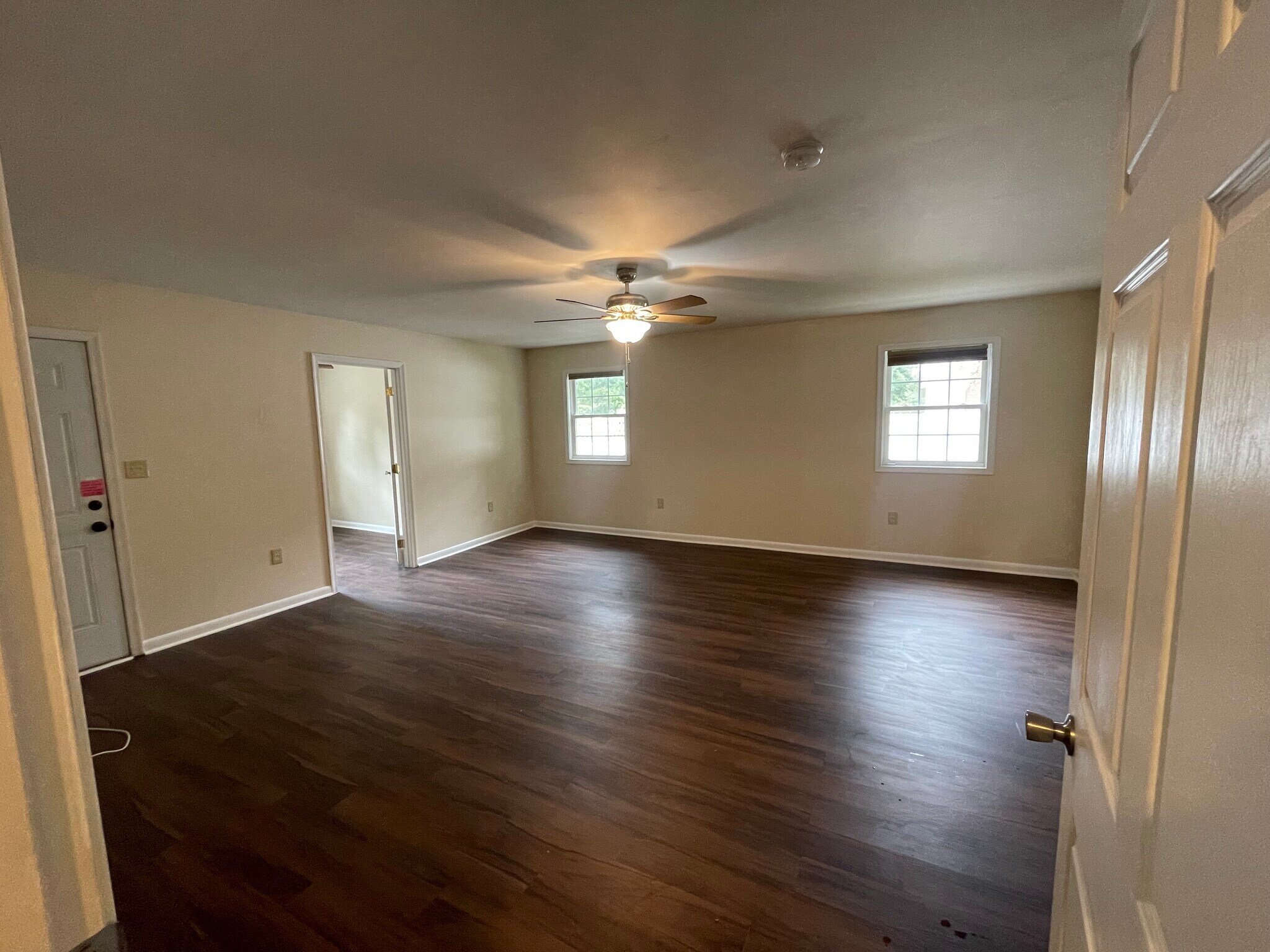 Master Suite - 8234 Roanoke Ct