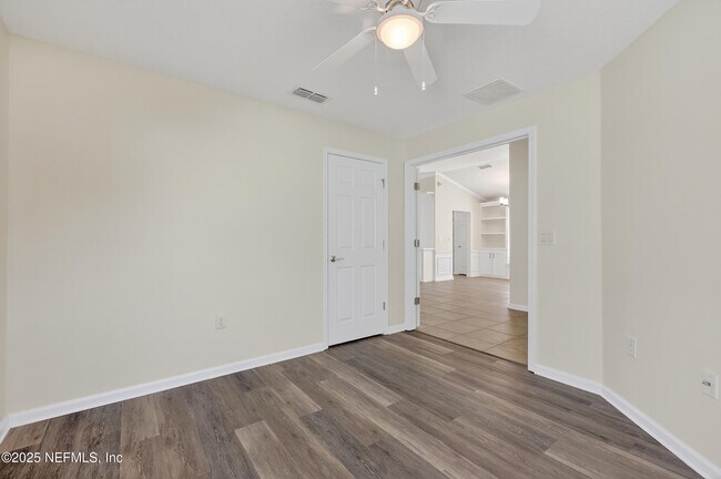Building Photo - 8986 Tropical Bend Cir