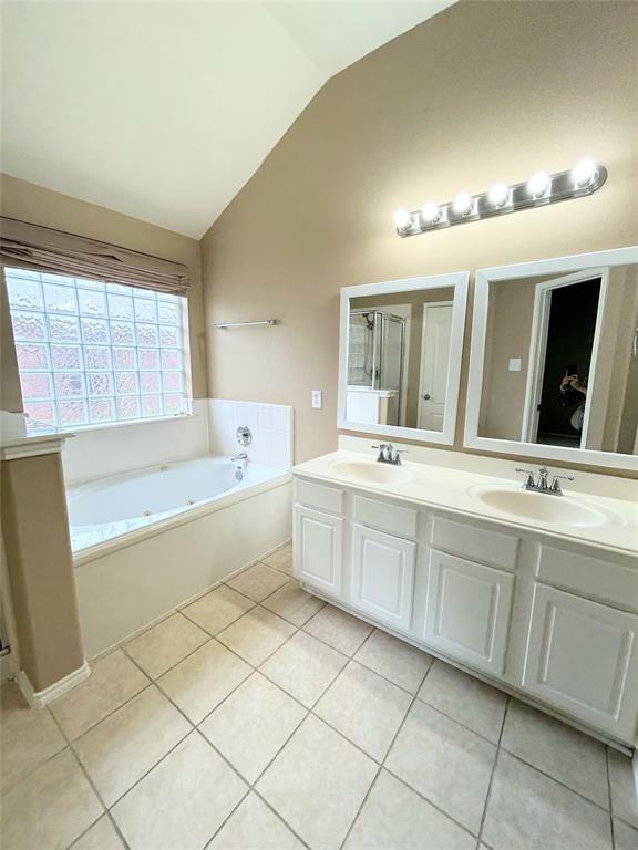 Building Photo - 2601 Cypress Springs Dr