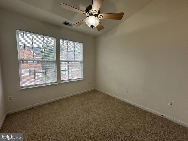 Building Photo - 43115 Forest Edge Square