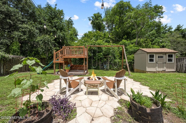 Building Photo - 8575 Crooked Tree Dr