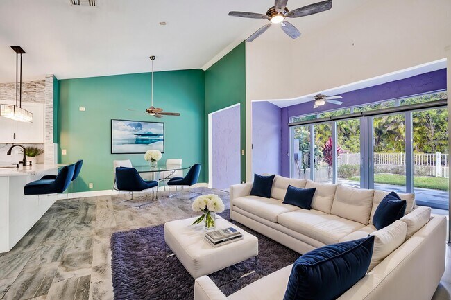 Building Photo - 8062 Cassia Dr