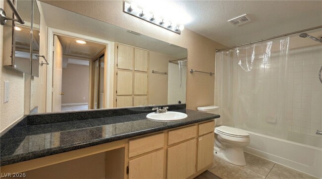 Building Photo - 8101 W Flamingo Rd