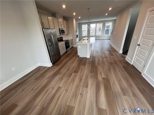 Building Photo - 9480 Pinkman Rd