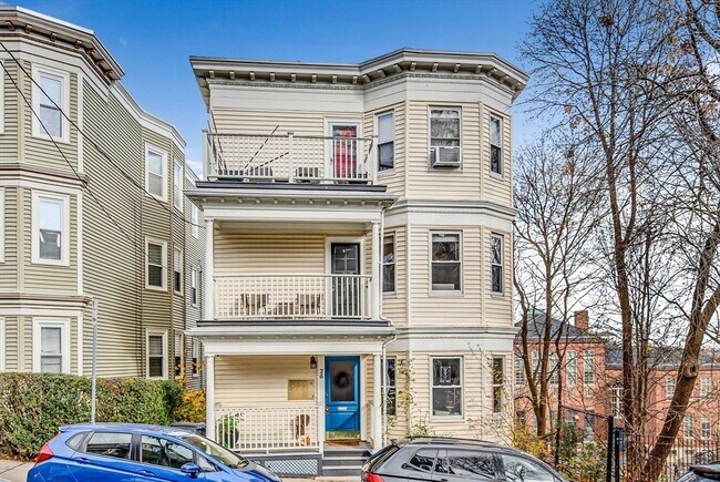 Building Photo - 26 Peverell St