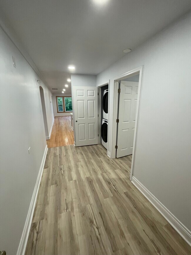 Back entry hallway - 2200 N Leamington Ave