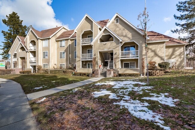 Building Photo - Updated Condo In Excellent Location, First...