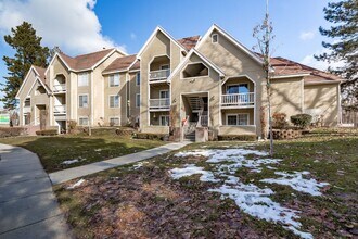Building Photo - 1196 E Waterside Cv