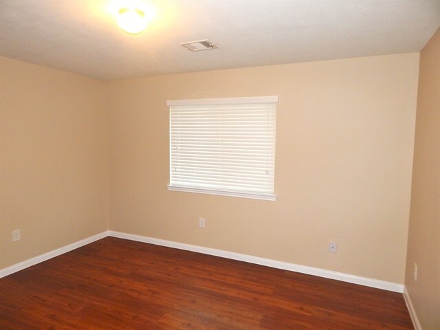 Building Photo - 847 Darbydale Crossing Ln