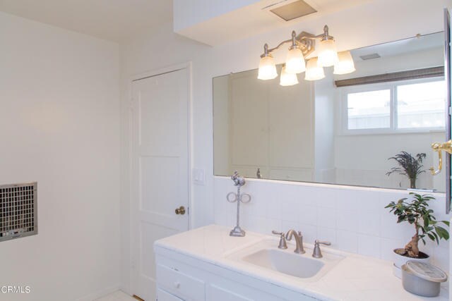 Building Photo - 2368 Teasley St