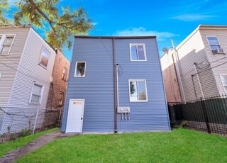 Building Photo - 4830 W Thomas St
