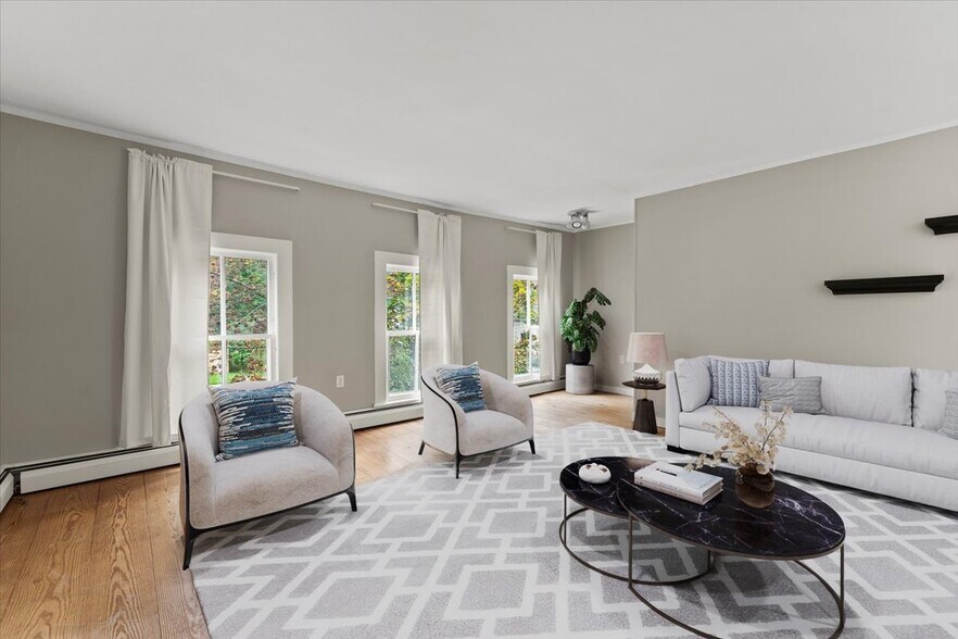 Building Photo - 53 White St