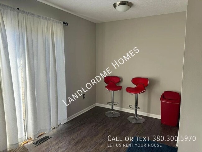 Building Photo - 6485 Nottinghill Trail Dr