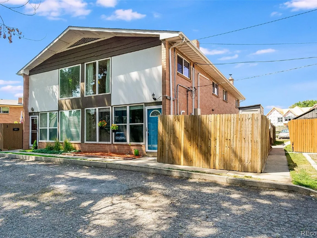 Building Photo - 5250 Allison St
