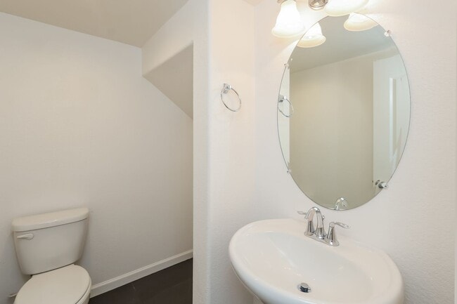 Building Photo - Natomas Meadows Community | Available Now