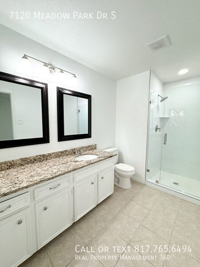 Building Photo - Freshly updated North Richland Hills home ...