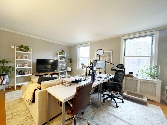 Building Photo - 64 Sagamore Rd
