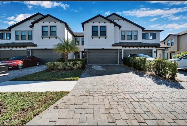 Building Photo - 4564 Almada Ln