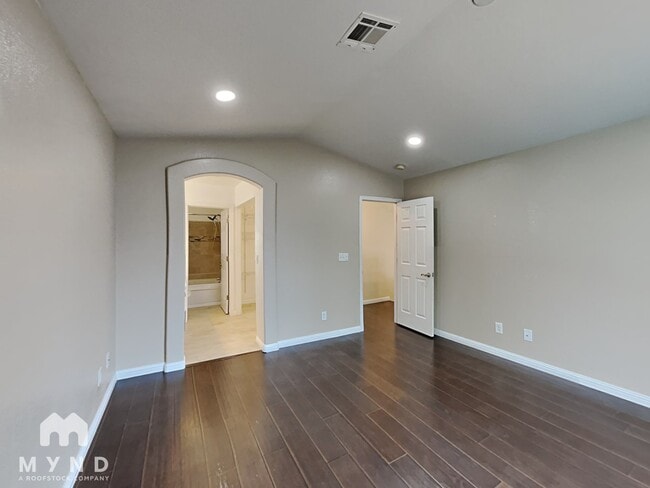 Building Photo - 1728 Matador Way