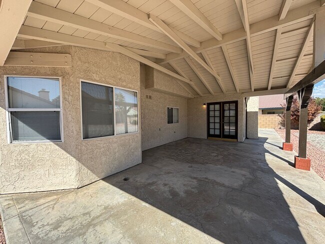 Building Photo - 3320 Marilynn St