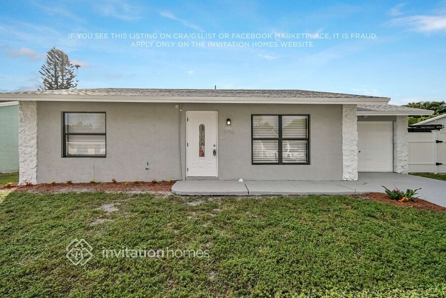 Primary Photo - 5796 Aurora Ct