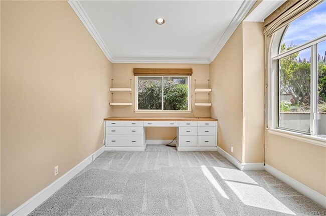 Building Photo - 117 Pso De Granada