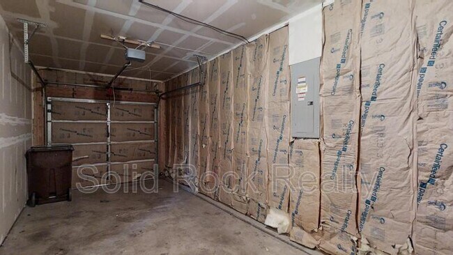 Building Photo - 4943 Rusty Nail Point