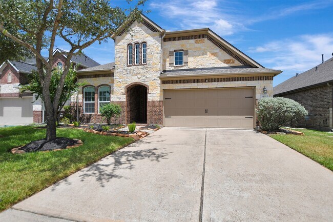 Building Photo - 18226 Russett Green Dr