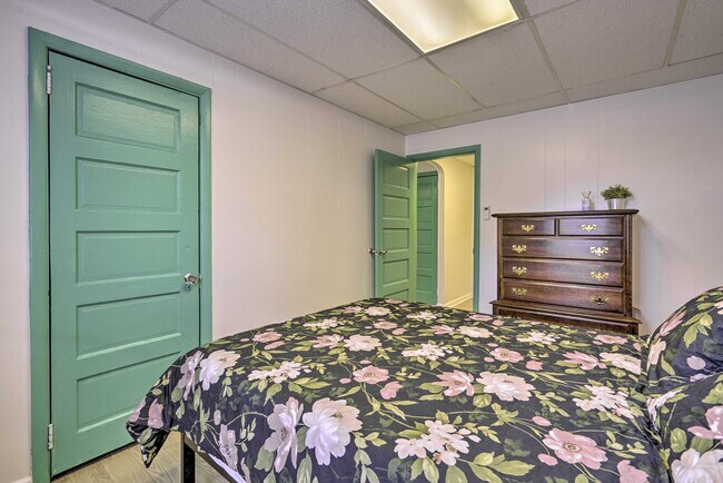 Main Bedroom - 29 Trenton Ter