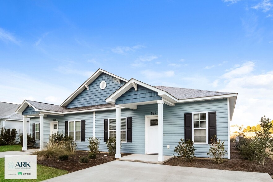 Building Photo - 187 Highlands Glen