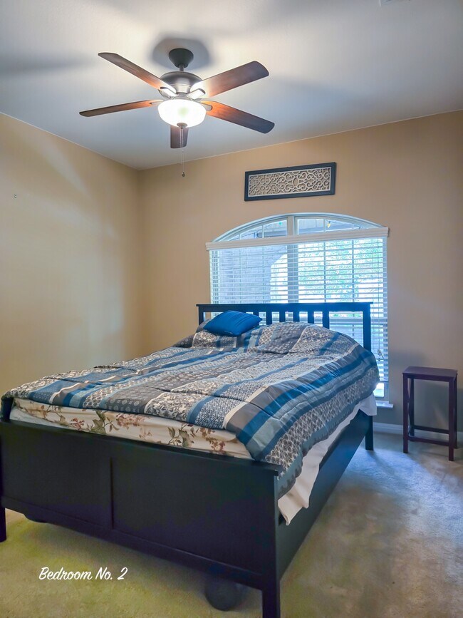 Bedroom also comes with a large closet with plenty of hanging space. - 301 Silver Trl