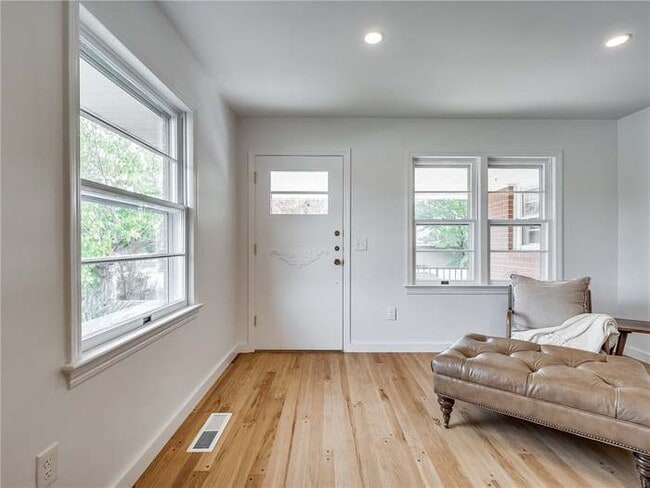 Building Photo - 2708 NW 34th St