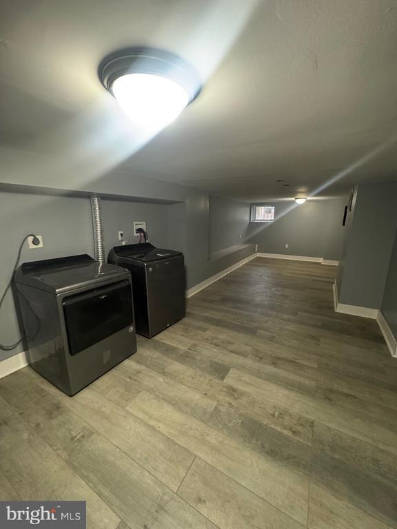 Building Photo - 3221 Lyndale Ave