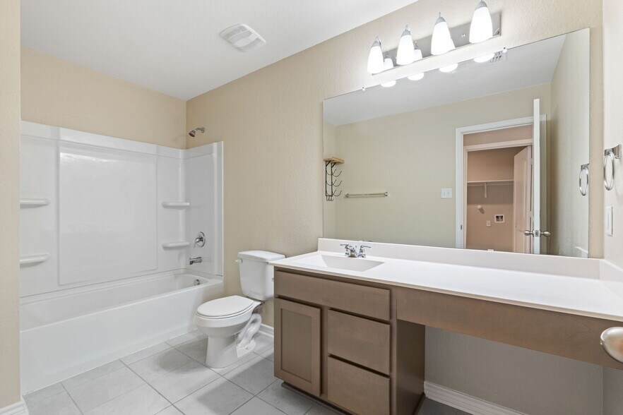 Building Photo - 9411 Braman Pt
