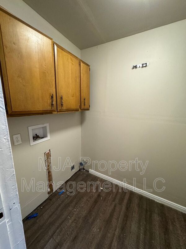 Building Photo - 1154 S 800 W