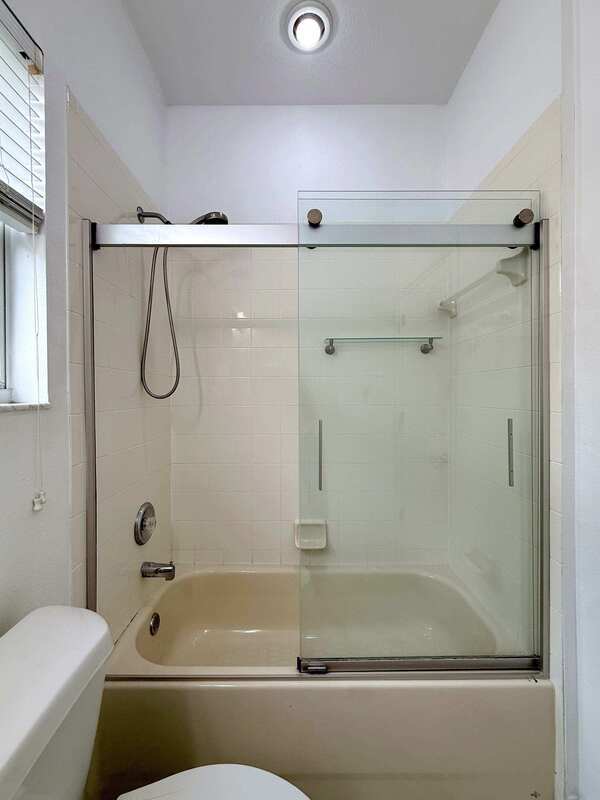 Building Photo - 9512 Greenpointe Dr