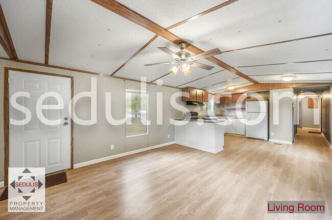 Building Photo - 354 Frankie Ln