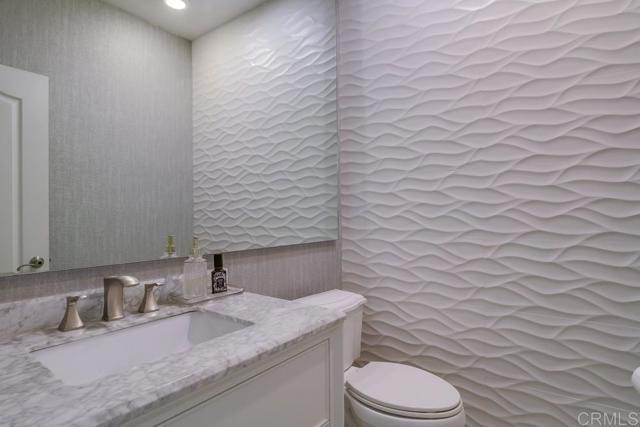 Building Photo - 262 Avenida Loretta