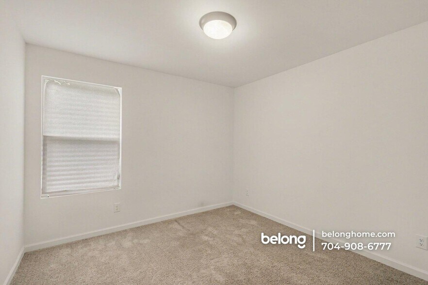 Building Photo - 11408 Magpie Ct