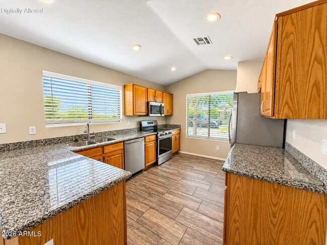 Building Photo - 10341 E Calypso Ave