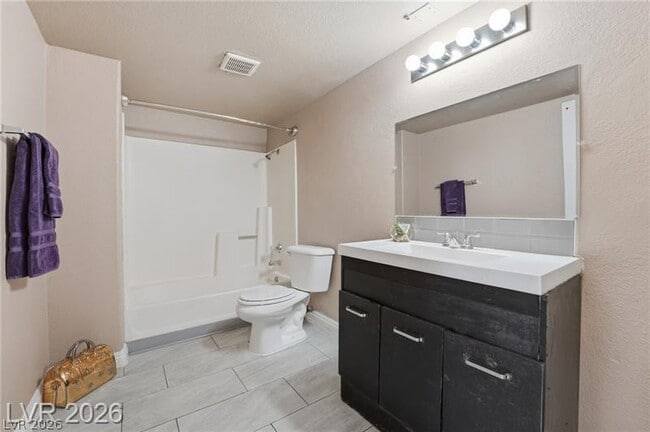 Building Photo - 2982 Juniper Hills Blvd