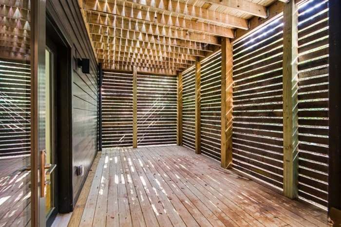 Building Photo - 1418 Shelby Ave