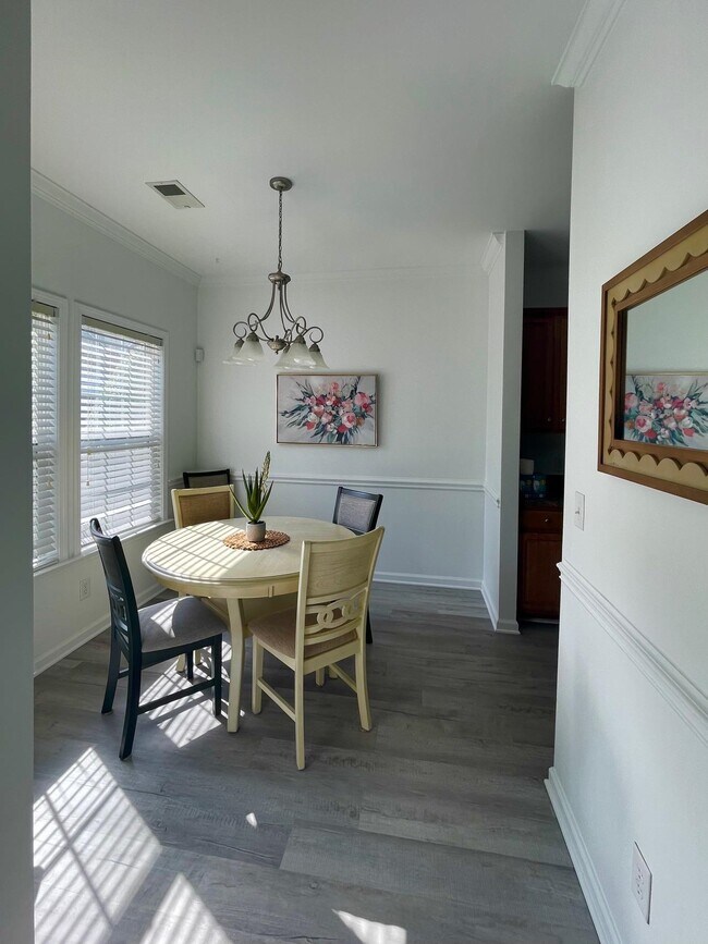 Building Photo - 1698 Low Country Pl