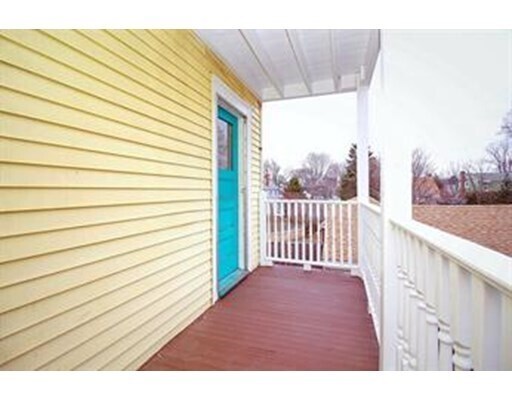 Building Photo - 343 Lafayette St