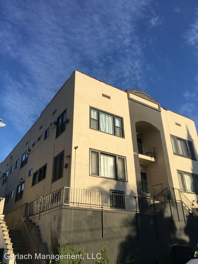 Building Photo - 4933 Echo St