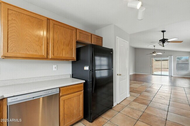 Building Photo - 12568 W Almeria Rd